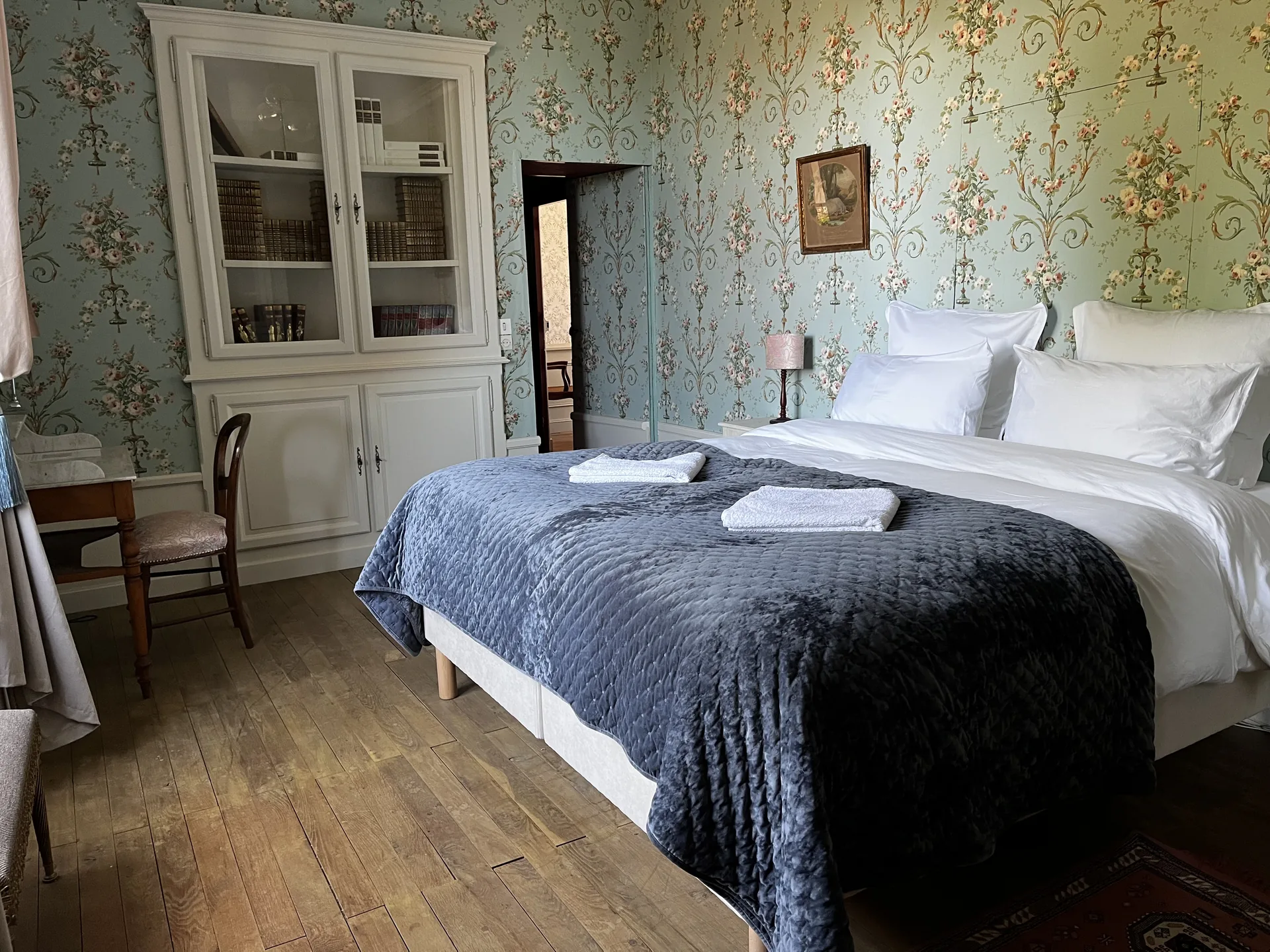 Chambre Magnolia et ses boiseries d'origine
